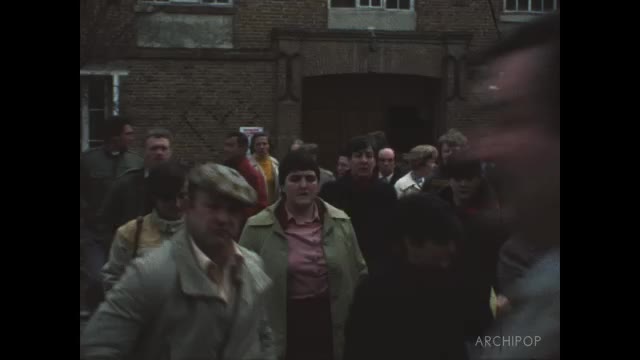 Manifestation, igloo, enfants, fleurs